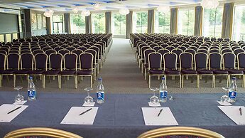 Riverside Park Hotel and Leisure Club