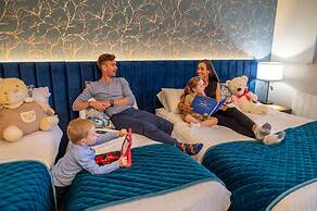 Riverside Park Hotel and Leisure Club