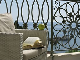 Irida Boutique Hotel