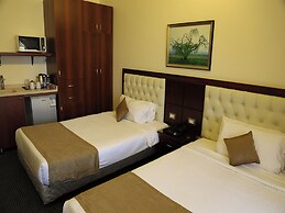 MidTown Hotel & Suites