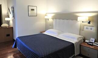 Deco Hotel