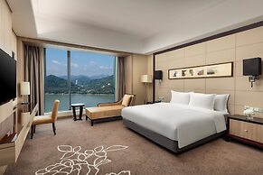 Crowne Plaza Yichang, an IHG Hotel
