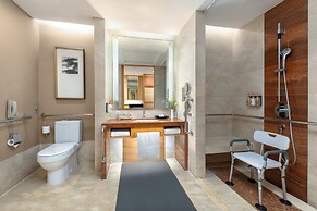 Crowne Plaza Yichang by IHG