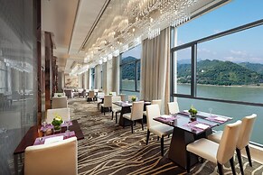 Crowne Plaza Yichang by IHG