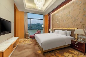 Crowne Plaza Yichang by IHG