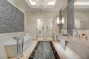 Crowne Plaza Yichang by IHG