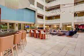 Crowne Plaza Charleston Airport - Conv Ctr by IHG