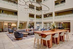 Crowne Plaza Charleston Airport - Conv Ctr by IHG