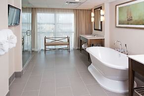 Crowne Plaza Charleston Airport - Conv Ctr by IHG