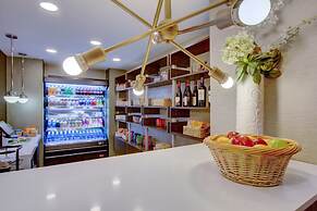 Crowne Plaza Charleston Airport - Conv Ctr by IHG