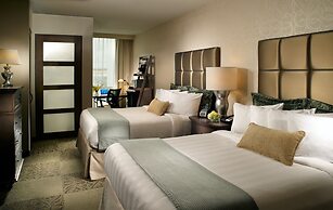 Crowne Plaza Charleston Airport - Conv Ctr by IHG