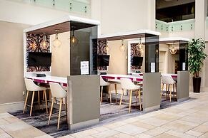 Crowne Plaza Charleston Airport - Conv Ctr by IHG