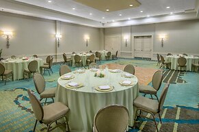 Crowne Plaza Charleston Airport - Conv Ctr by IHG