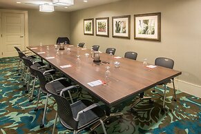 Crowne Plaza Charleston Airport - Conv Ctr by IHG