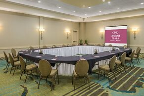 Crowne Plaza Charleston Airport - Conv Ctr by IHG