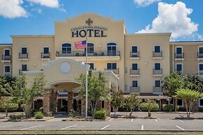 Evangeline Downs Hotel, Ascend Hotel Collection