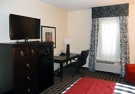 Evangeline Downs Hotel, Ascend Hotel Collection