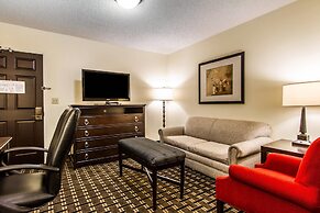 Evangeline Downs Hotel, Ascend Hotel Collection