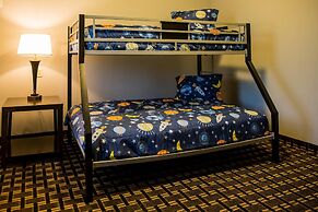 Evangeline Downs Hotel, Ascend Hotel Collection