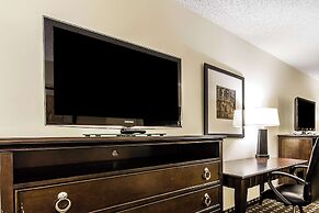 Evangeline Downs Hotel, Ascend Hotel Collection