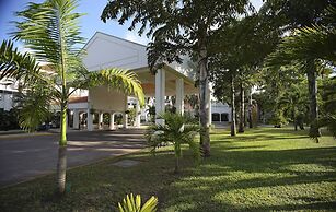 Sarova Whitesands Beach Resort & Spa