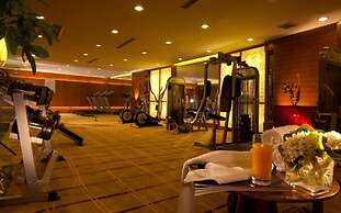 Huaqiao New Century Grand Hotel