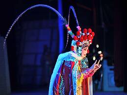 Huaqiao New Century Grand Hotel