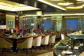 Huaqiao New Century Grand Hotel