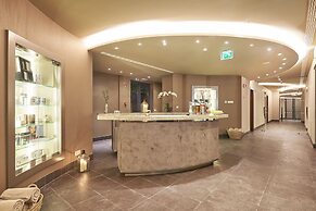 Cascade Wellness Resort