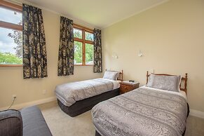 Willowbrook Country Apartments