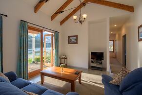 Willowbrook Country Apartments