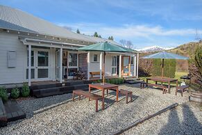 Willowbrook Country Apartments