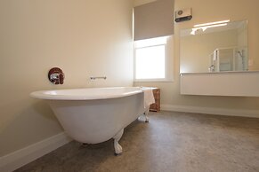 Willowbrook Country Apartments