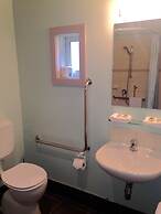 Willowbrook Country Apartments