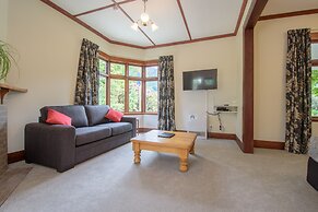 Willowbrook Country Apartments