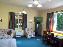 Willowbrook Country Apartments