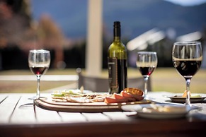 Willowbrook Country Apartments