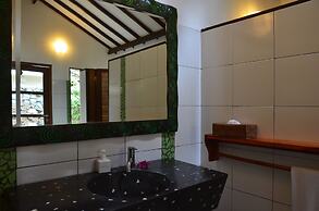 Cocotinos Sekotong, a Boutique Beach Resort & Spa