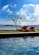 Cocotinos Sekotong, a Boutique Beach Resort & Spa