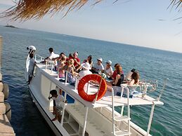 Cocotinos Sekotong, a Boutique Beach Resort & Spa