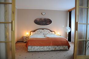 Hotel Panon