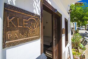 Kleo Pension