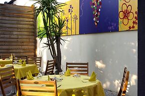 Logis Hôtel La Palette