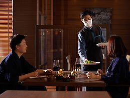 Lake Shikotsu Tsuruga Resort Spa MIZU no UTA