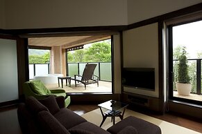 Lake Shikotsu Tsuruga Resort Spa MIZU no UTA