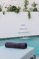 Dioni Boutique Hotel