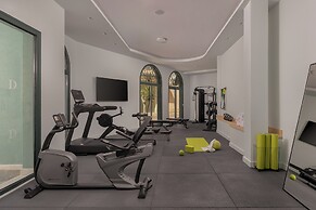 Dioni Boutique Hotel