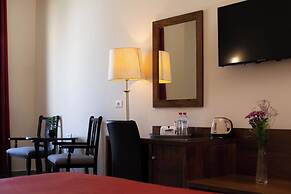 The Cosmopolitan Hotel