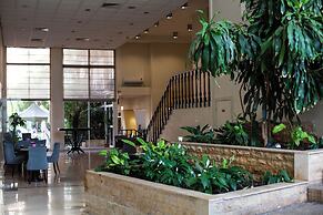 The Cosmopolitan Hotel