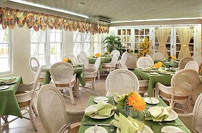 Coral Sands Beach Resort